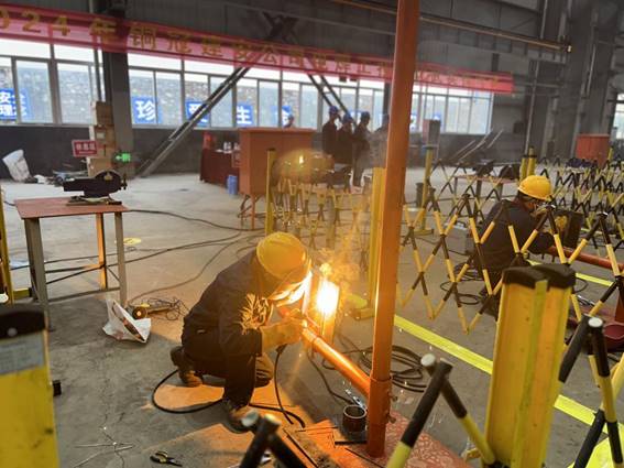 公司舉辦電焊工、電工技術比武