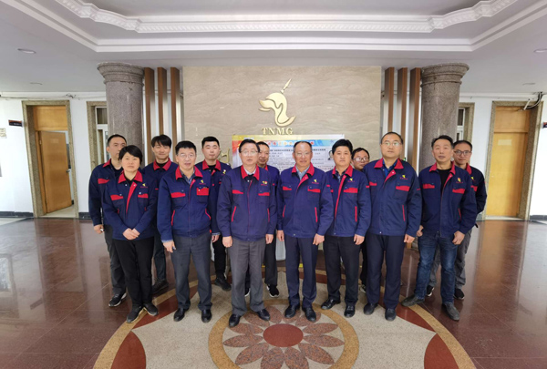 公司舉行黨建項(xiàng)目攻關(guān)行動(dòng)承諾踐諾儀式 公司舉行黨建項(xiàng)目攻關(guān)行動(dòng)承諾踐諾儀式