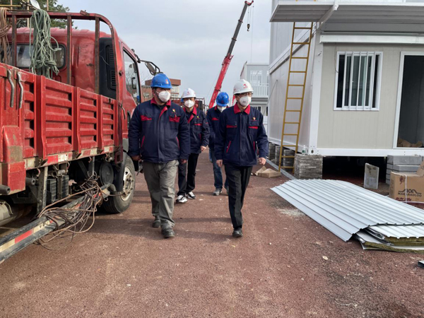 公司黨委書記檢查指導田家炳中學隔離點項目建設工作 公司黨委書記檢查指導田家炳中學隔離點項目建設工作